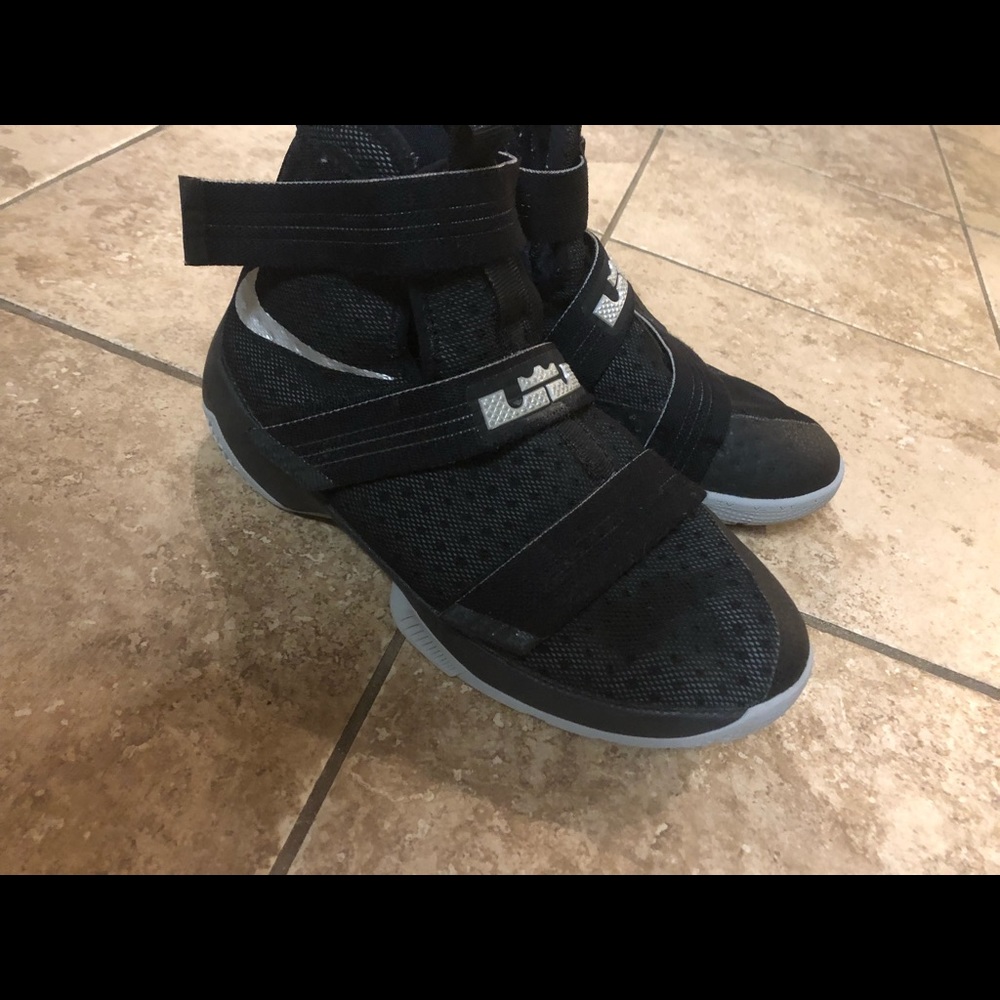 Lebron Solider 10